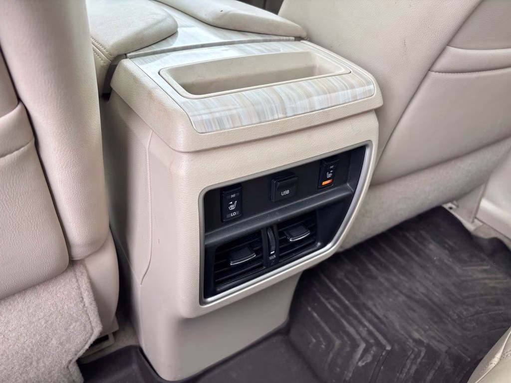 2015 Pearl White Nissan Murano Platinum AWD SUV