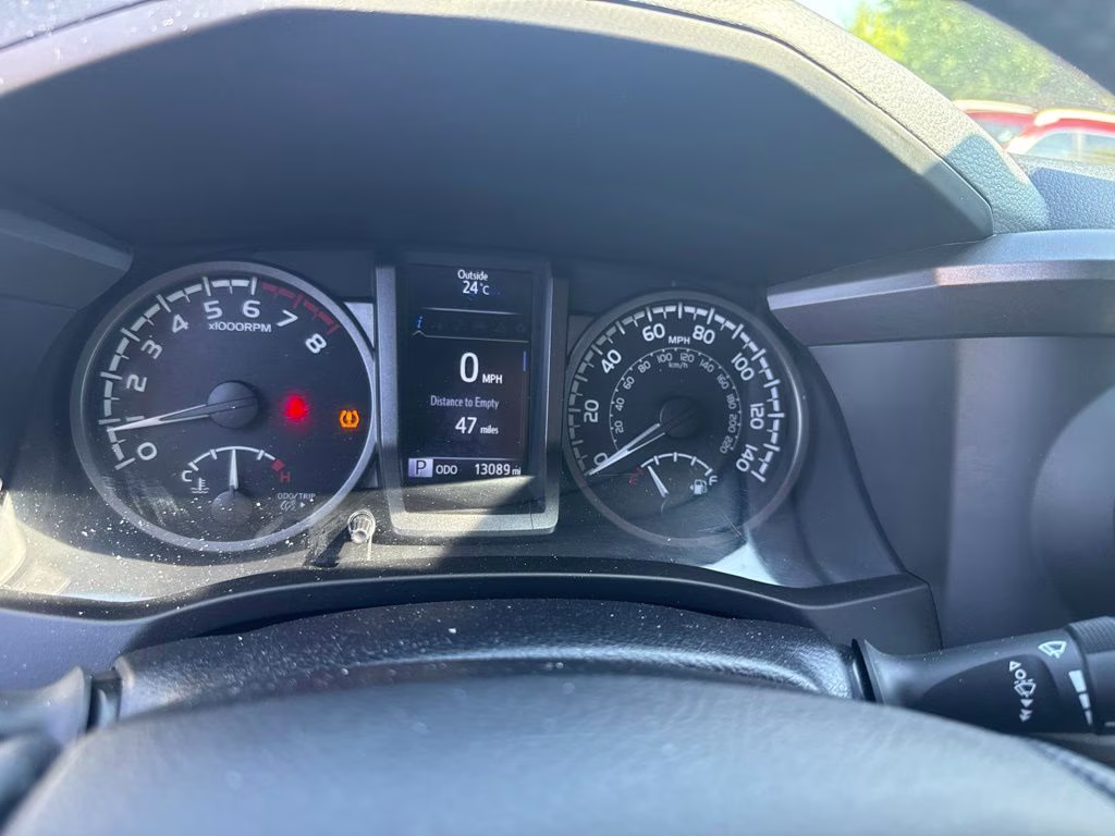 2020 Midnight Black Metallic Toyota Tacoma SR5 4X4 Truck