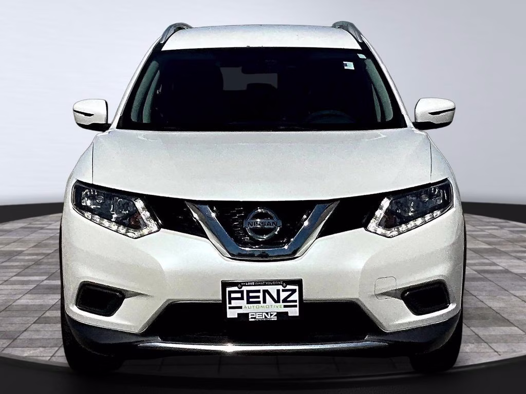 Used 2016 Nissan Rogue SV with VIN KNMAT2MV2GP686105 for sale in Rochester, Minnesota