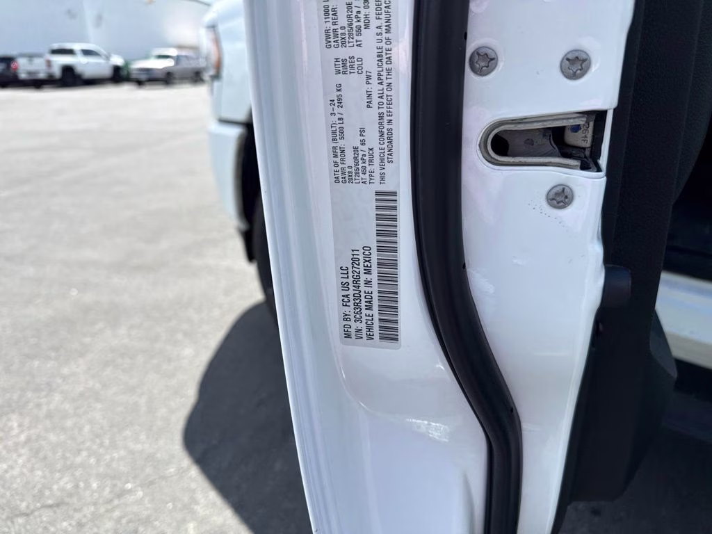 2024 Bright White Clearcoat Ram 3500 Big Horn 4X4 Truck