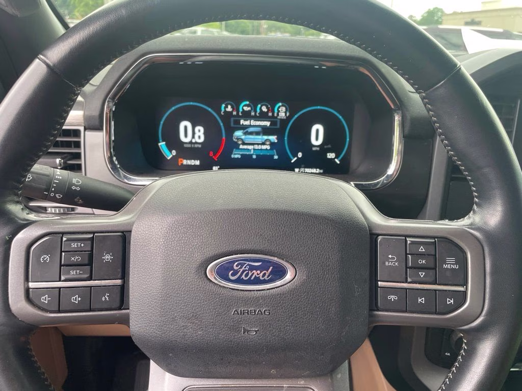 2021 Oxford White Ford F-150 Lariat 4X4 Truck