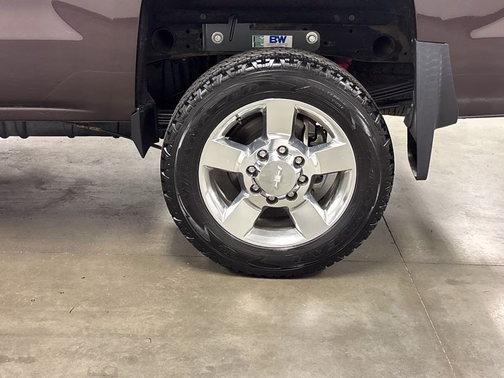 2016 Autumn Bronze Metallic Chevrolet Silverado 2500HD LTZ 4X4 Truck