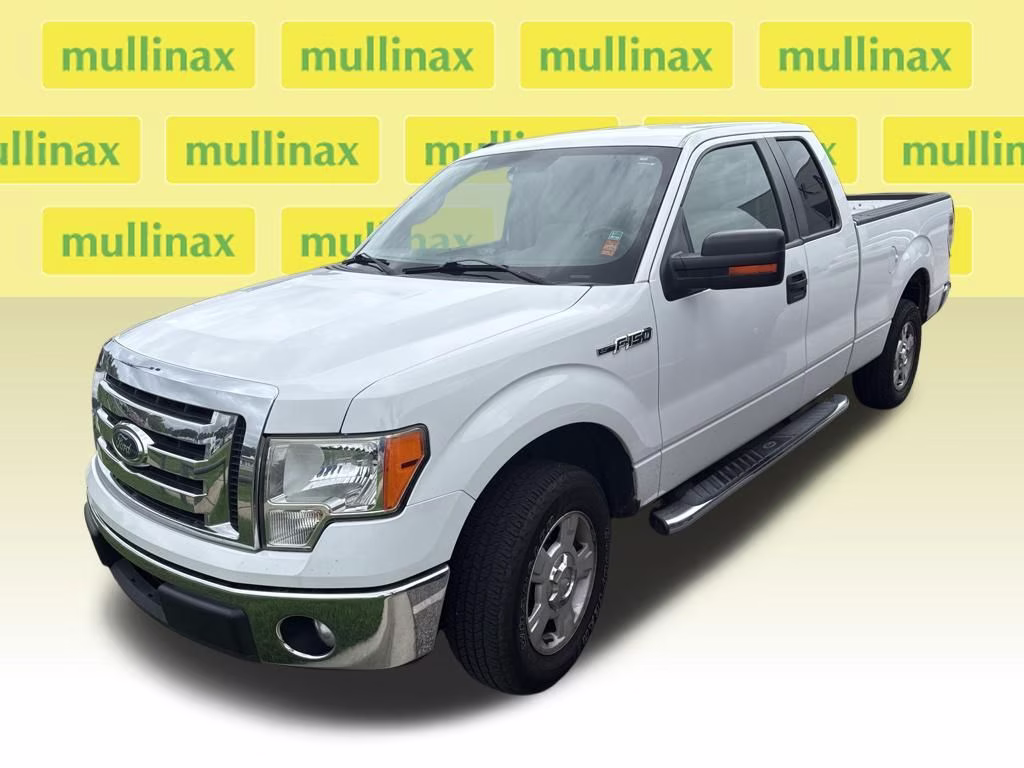 2011 Oxford White Ford F-150 XLT RWD Truck