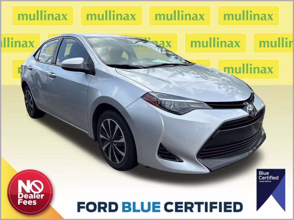 2017 Classic Silver Metallic Toyota Corolla LE FWD Sedan