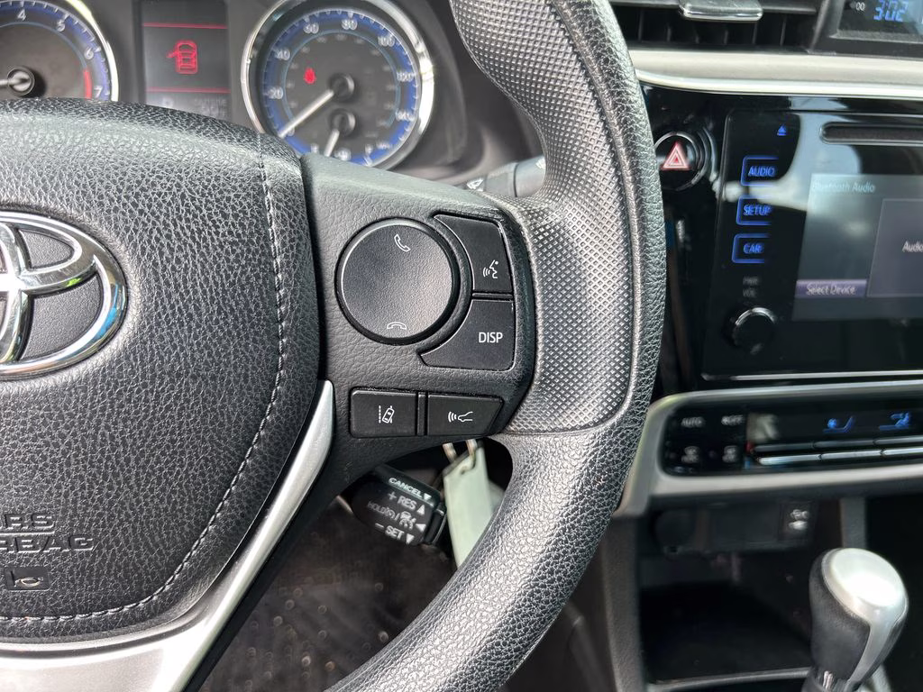 2017 Classic Silver Metallic Toyota Corolla LE FWD Sedan