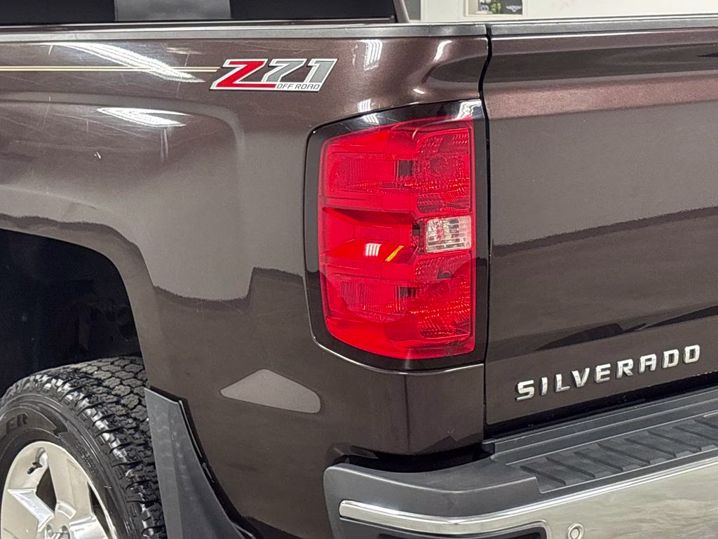 2016 Autumn Bronze Metallic Chevrolet Silverado 2500HD LTZ 4X4 Truck