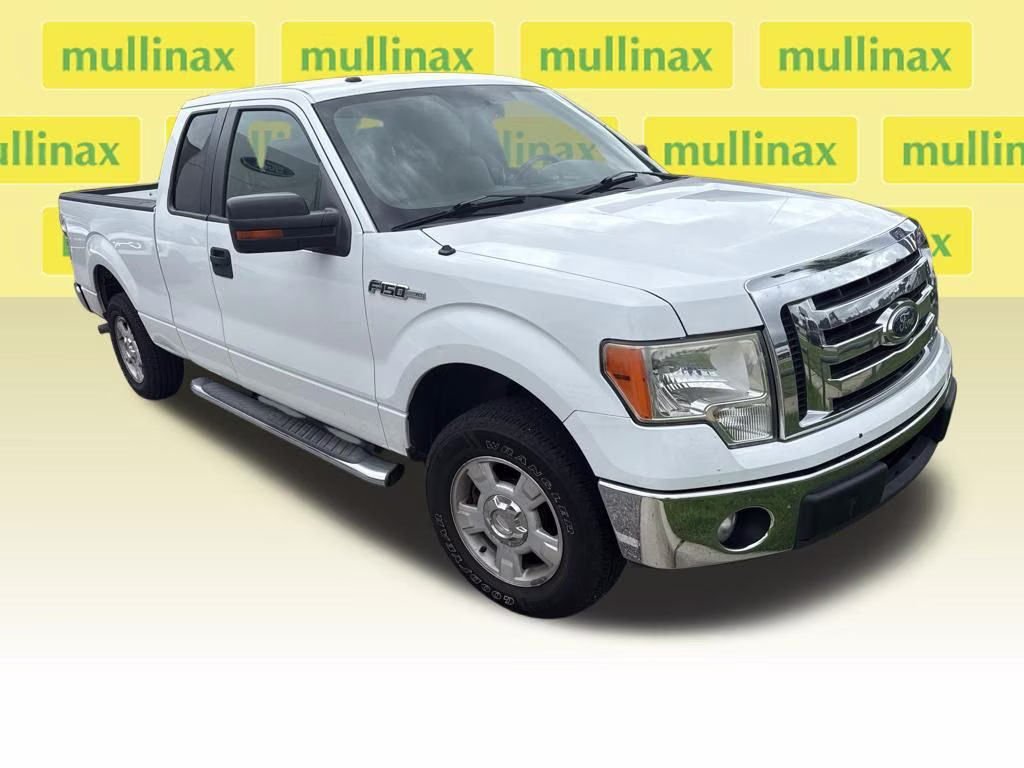 2011 Oxford White Ford F-150 XLT RWD Truck