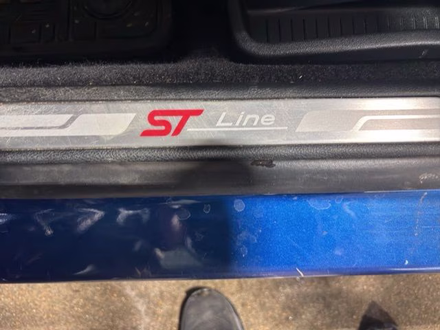 2021 Blue Metallic Ford Edge ST Line AWD SUV