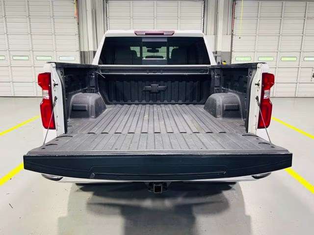 2019 Summit White Chevrolet Silverado 1500 LTZ 4X4 Truck