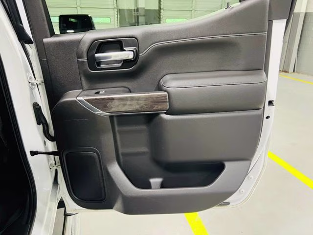 2019 Summit White Chevrolet Silverado 1500 LTZ 4X4 Truck