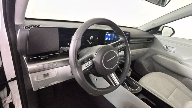 2024 Atlas White Hyundai Kona SEL FWD SUV