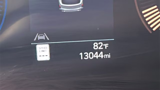 2024 Atlas White Hyundai Kona SEL FWD SUV