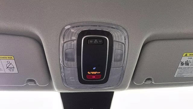 2024 Atlas White Hyundai Kona SEL FWD SUV
