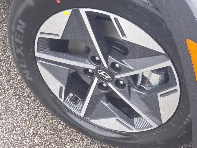 2026 Shimmering Silver Hyundai Tucson Hybrid SEL AWD SUV