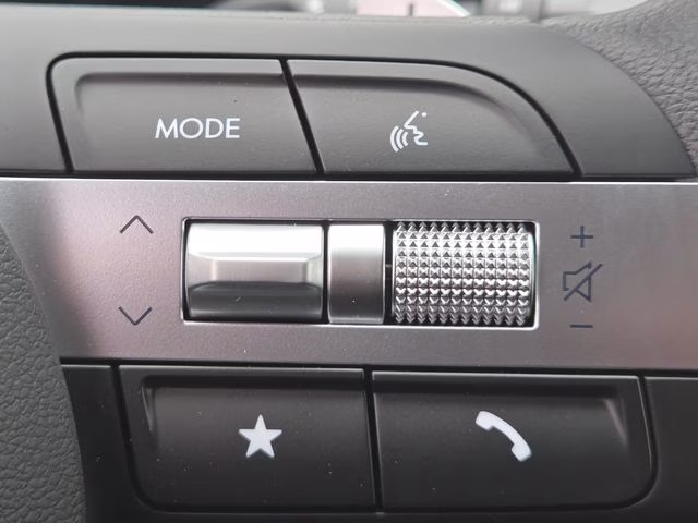 2026 Shimmering Silver Hyundai Tucson Hybrid SEL AWD SUV
