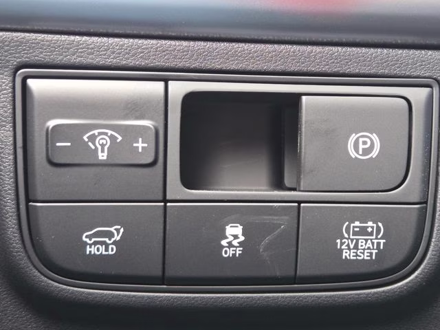 2026 Shimmering Silver Hyundai Tucson Hybrid SEL AWD SUV