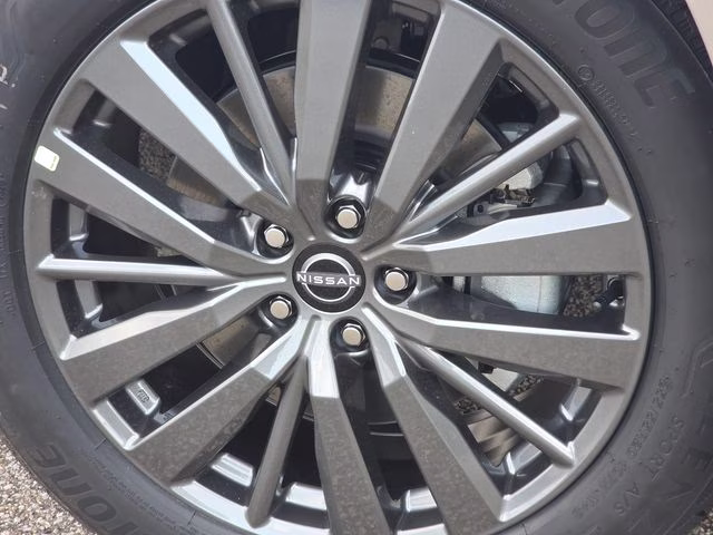 2026 Champagne Silver Metallic Nissan Murano SL AWD SUV