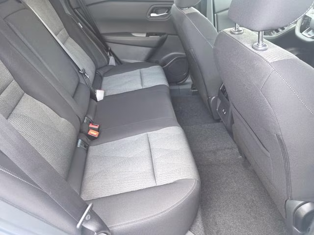 2026 Everest White Pearl Tricoat Nissan Rogue SV AWD SUV