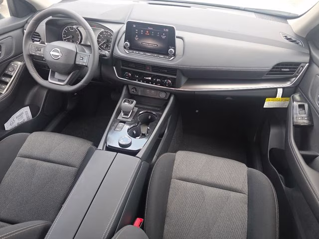 2026 Everest White Pearl Tricoat Nissan Rogue SV AWD SUV
