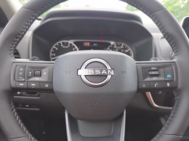 2026 Everest White Pearl Tricoat Nissan Rogue SV AWD SUV