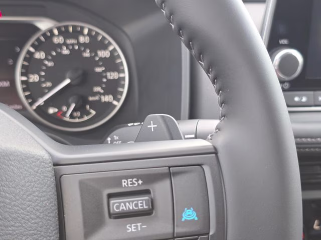 2026 Everest White Pearl Tricoat Nissan Rogue SV AWD SUV