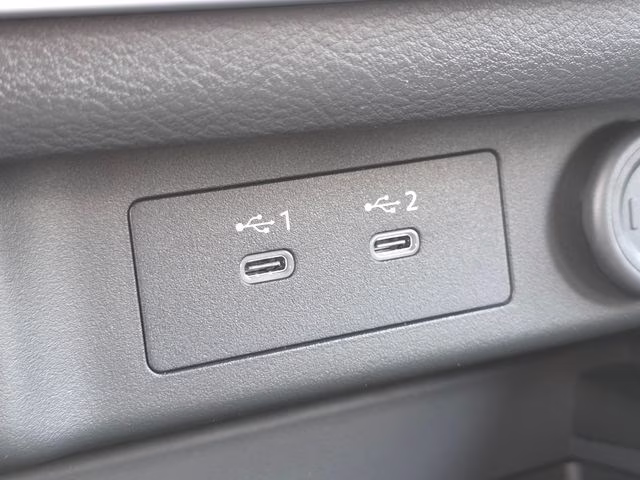 2026 Everest White Pearl Tricoat Nissan Rogue SV AWD SUV