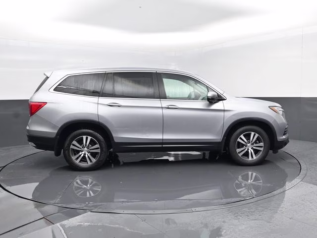 2018 Silver Honda Pilot EX-L AWD SUV
