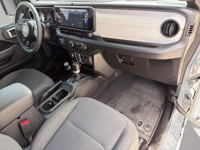 2025 Anvil Clearcoat Jeep Gladiator Sport S 4X4 Truck