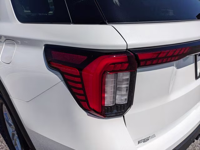 2026 Star White Metallic Tri-Coat Ford Explorer Active 4X4 SUV