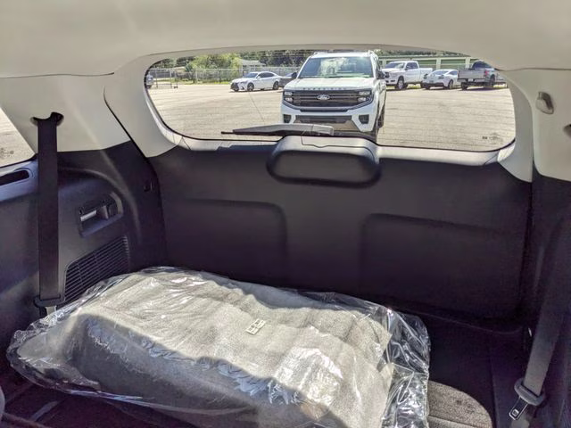 2026 Star White Metallic Tri-Coat Ford Explorer Active 4X4 SUV