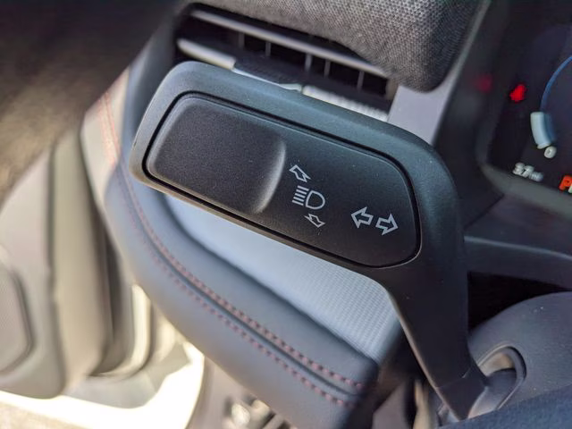 2026 Star White Metallic Tri-Coat Ford Explorer Active 4X4 SUV