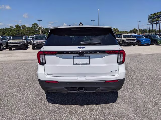 2026 Star White Metallic Tri-Coat Ford Explorer Active 4X4 SUV