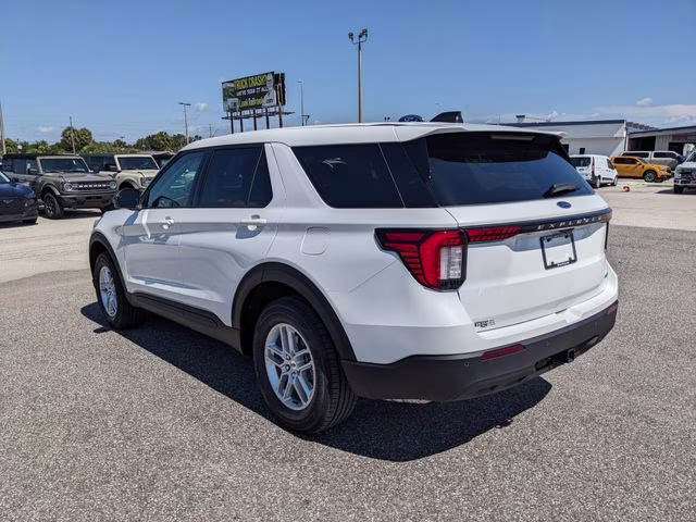 2026 Star White Metallic Tri-Coat Ford Explorer Active 4X4 SUV
