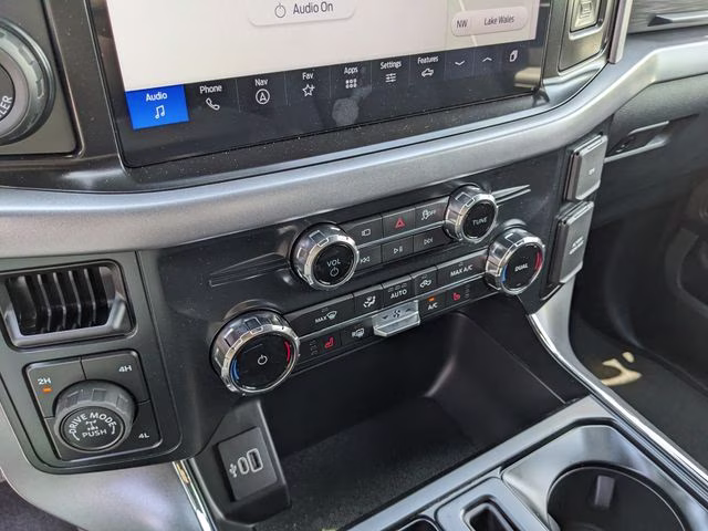 2026 Antimatter Blue Metallic Ford F-150 XLT 4X4 Truck
