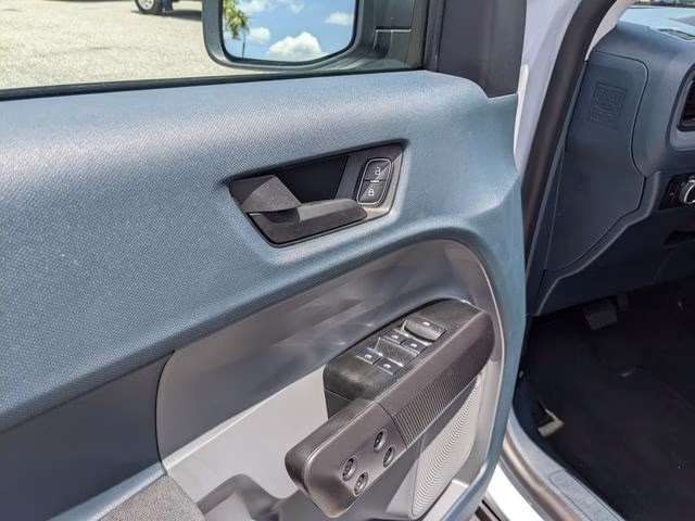 2025 White Metallic Ford Maverick XL AWD Truck