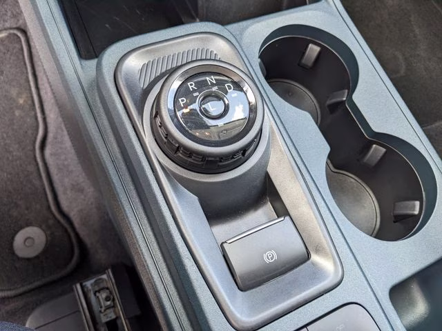 2025 White Metallic Ford Maverick XL AWD Truck