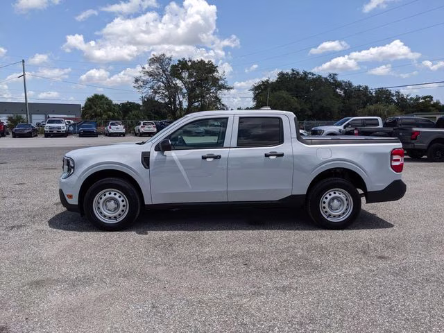 2025 White Metallic Ford Maverick XL AWD Truck