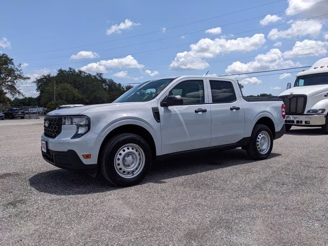 2025 White Metallic Ford Maverick XL AWD Truck