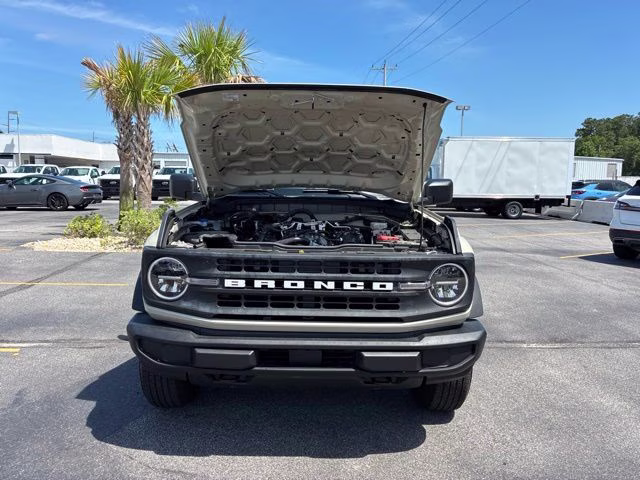 2025 Desert Sand Ford Bronco Base 4X4 SUV