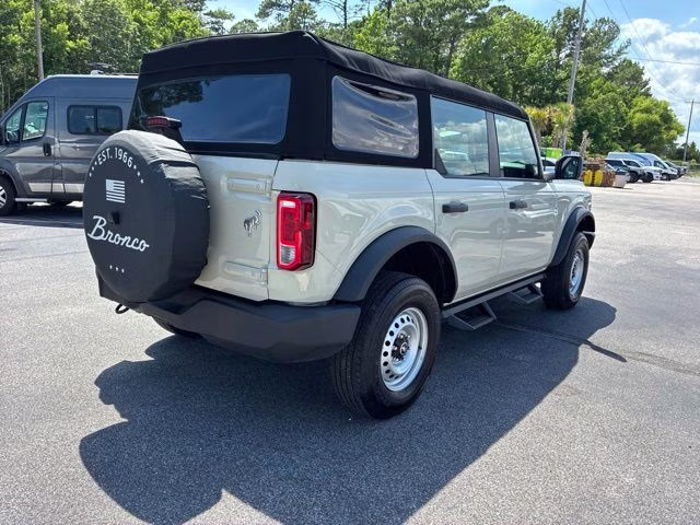2025 Desert Sand Ford Bronco Base 4X4 SUV