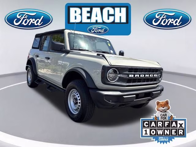 2025 Desert Sand Ford Bronco Base 4X4 SUV