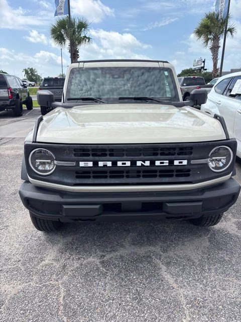 2025 Desert Sand Ford Bronco Base 4X4 SUV