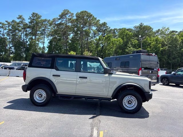 2025 Desert Sand Ford Bronco Base 4X4 SUV