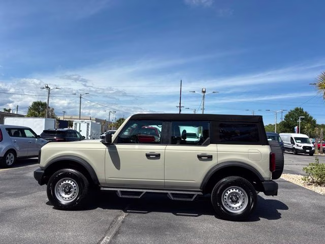 2025 Desert Sand Ford Bronco Base 4X4 SUV