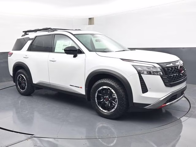 2026 Everest White Pearl Tricoat Nissan Pathfinder Rock Creek 4X4 SUV
