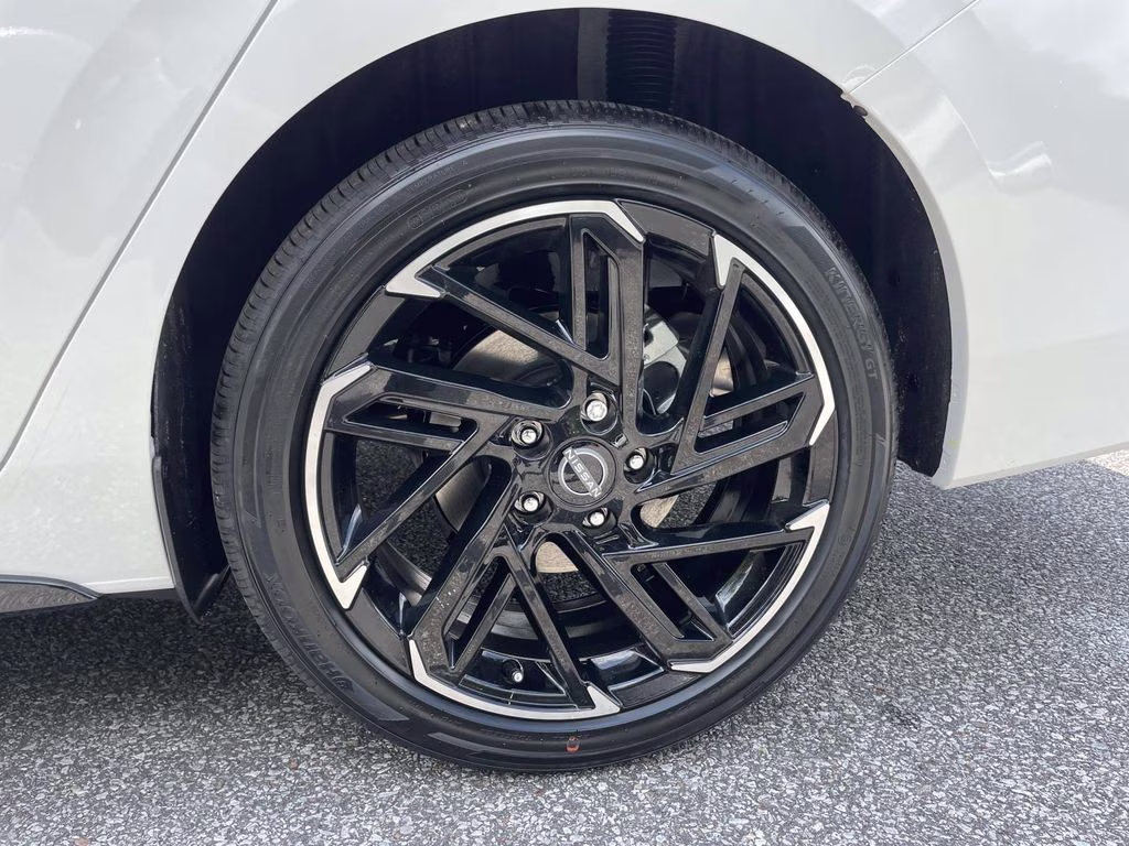 2026 Aspen White Tricoat Nissan Sentra SR FWD Sedan