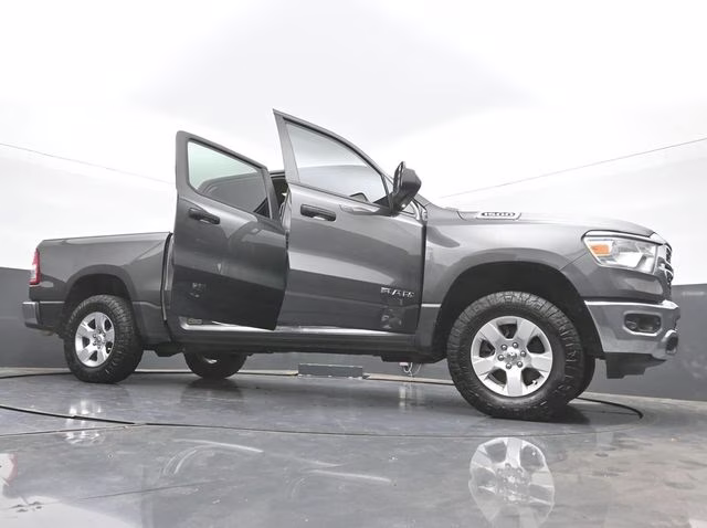 2024 Granite Crystal Metallic Clearcoat Ram 1500 Big Horn/Lone Star 4X4 Truck