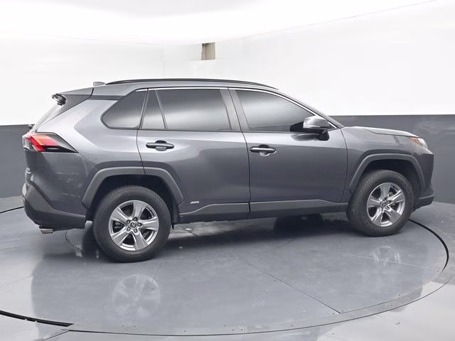 2022 Magnetic Gray Metallic Toyota RAV4 Hybrid XLE AWD SUV