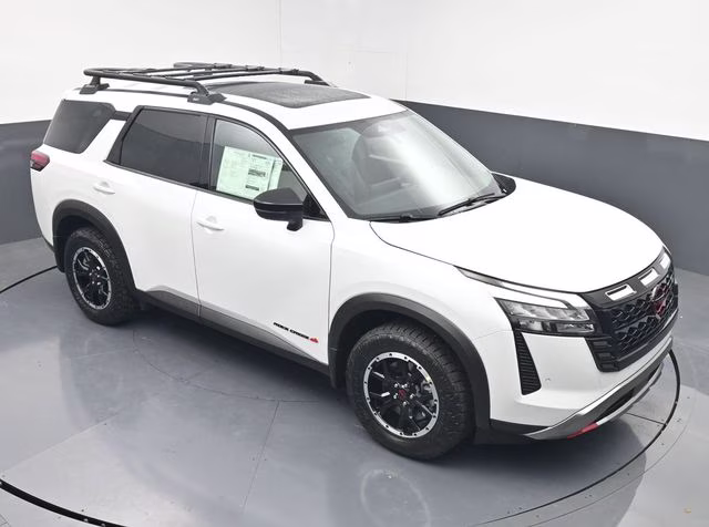 2026 Everest White Pearl Tricoat Nissan Pathfinder Rock Creek 4X4 SUV