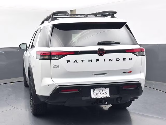 2026 Everest White Pearl Tricoat Nissan Pathfinder Rock Creek 4X4 SUV